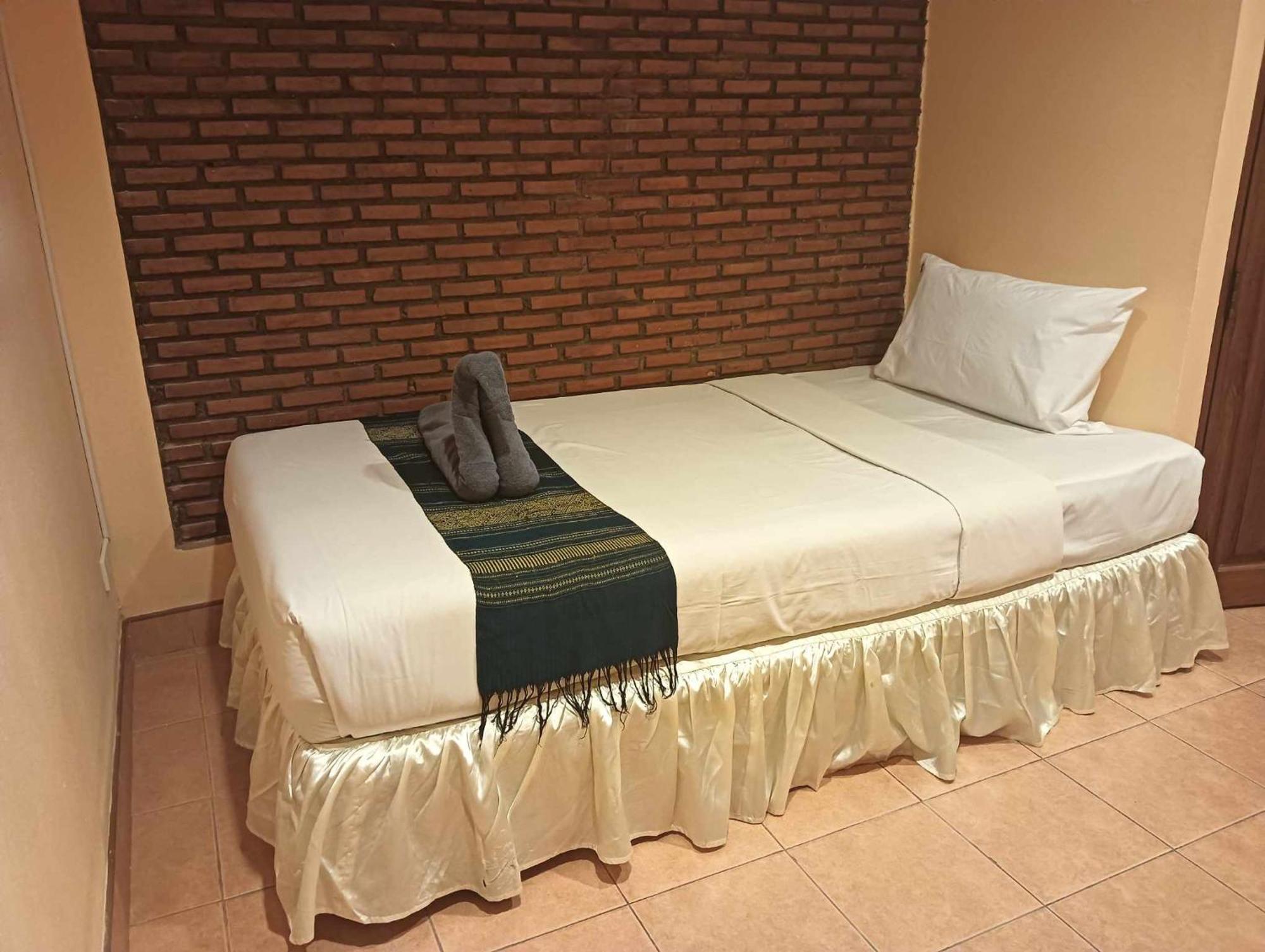 Nid Huahin Hotel Exterior photo